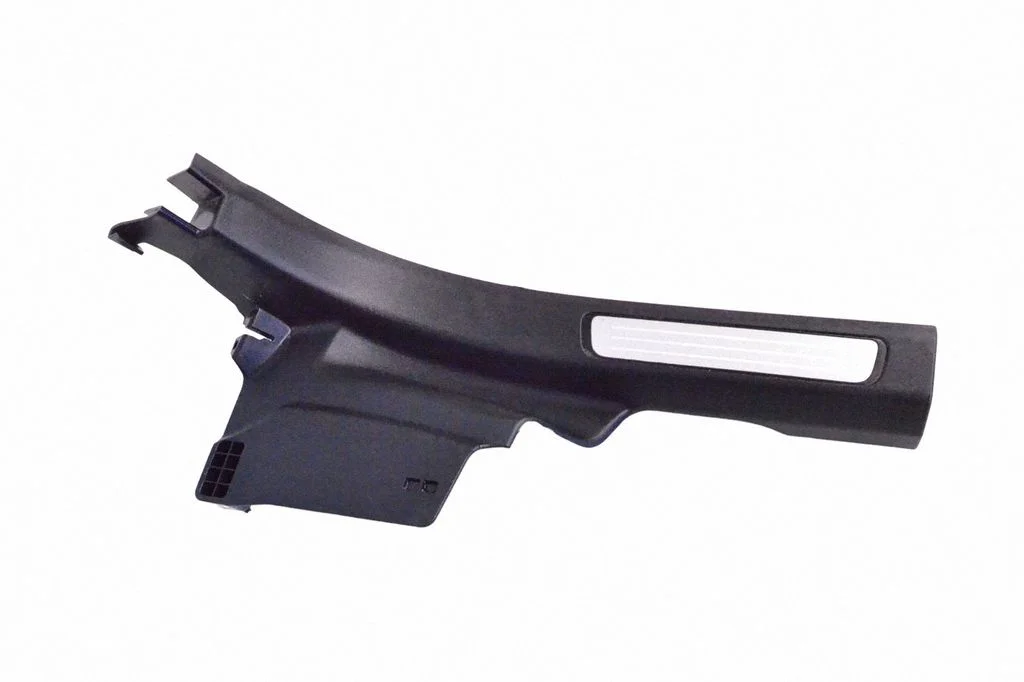 Rear sill trim cover – Volvo S90, V90 (2016-)