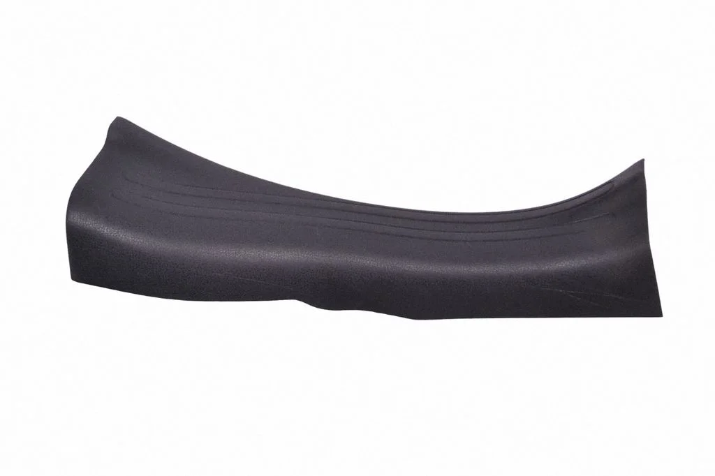 Rear sill trim cover 769B71KA2A