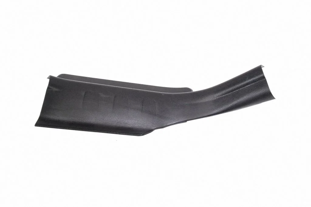 Rear sill trim cover 7617065J0