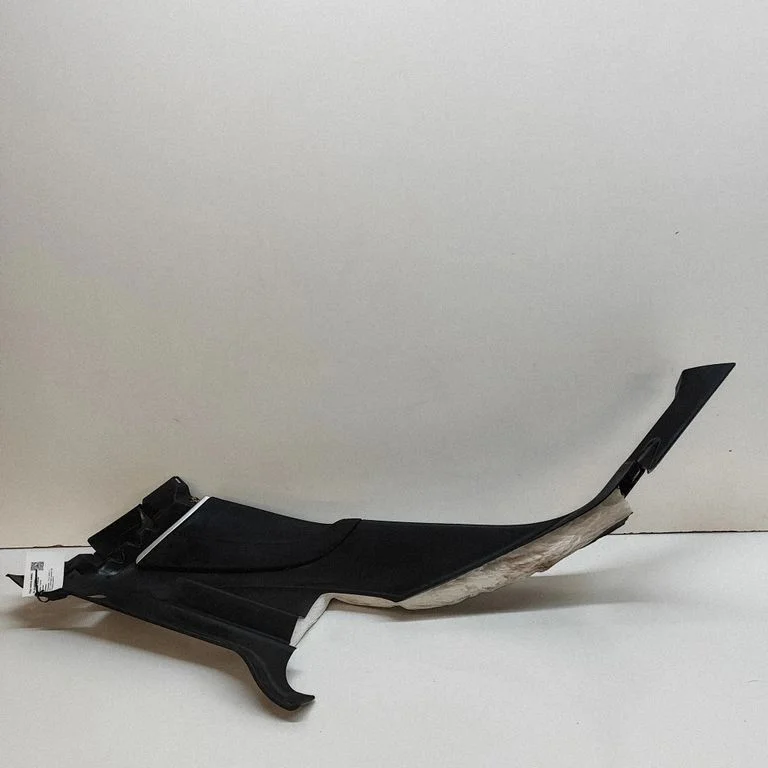 Rear sill trim cover 105449821C