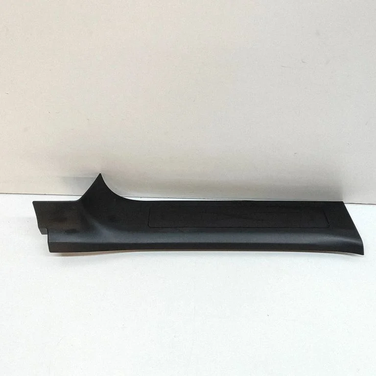 Rear sill trim cover 110514800B