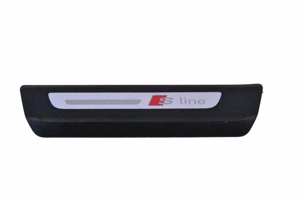 Rear sill trim cover 4M0853375C