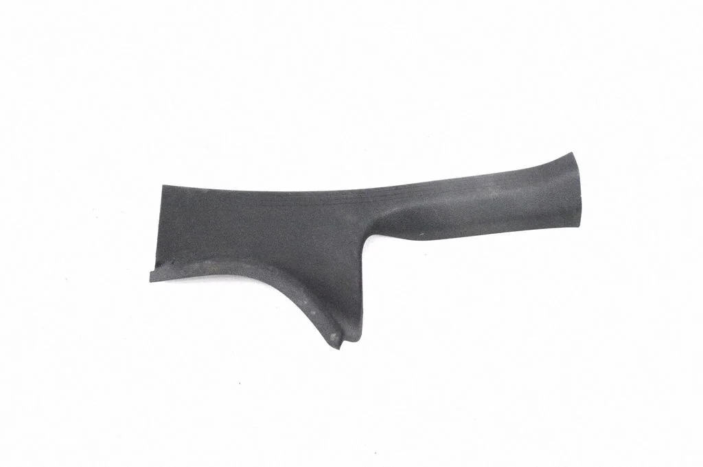 Aizmugurējā sliekšņa apdare (iekšējā) A2056860136