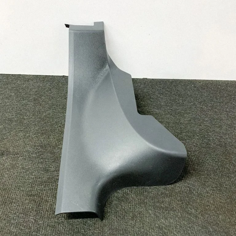 Rear sill trim cover – Tesla Model S (2012-)