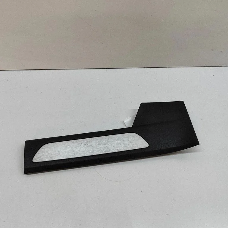 Aizmugurējā sliekšņa apdare (iekšējā) 970555519