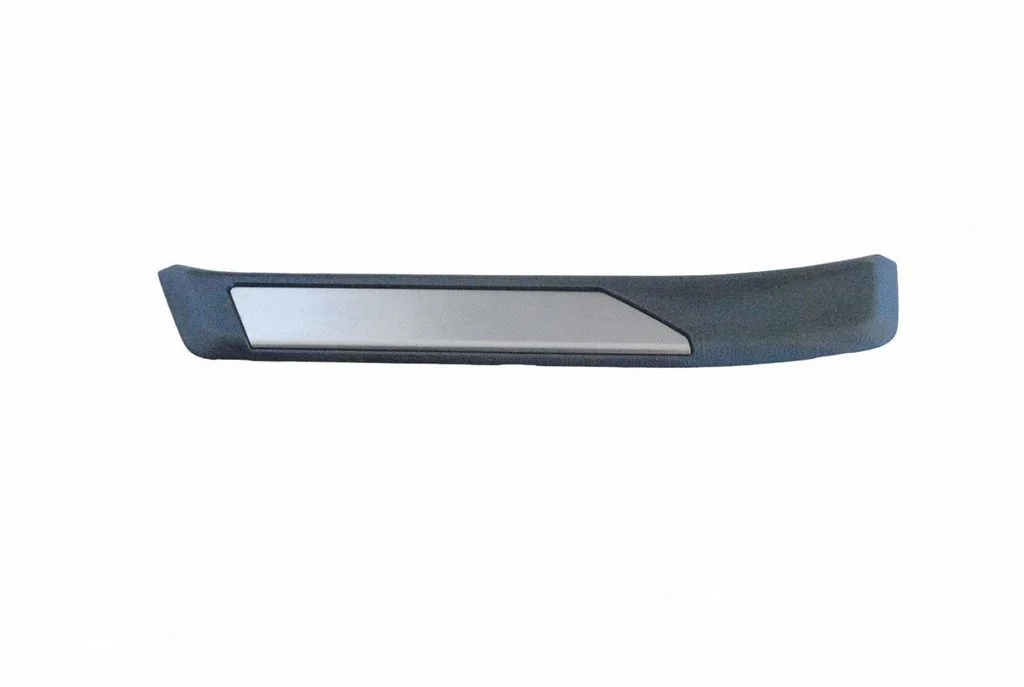 Rear sill trim cover – Lexus ES VII XZ10 (2018-2021)