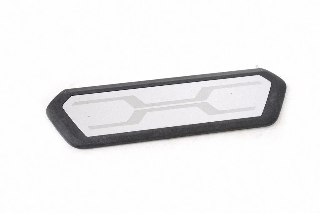 Aizmugurējā sliekšņa apdare (iekšējā) PK38242K01