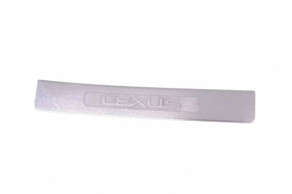 Aizmugurējā sliekšņa apdare (iekšējā) – labā