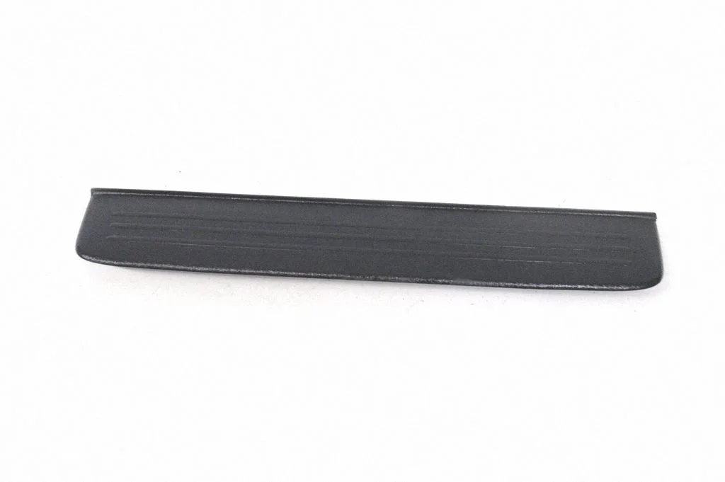 Aizmugurējā sliekšņa apdare (iekšējā) 6791547020