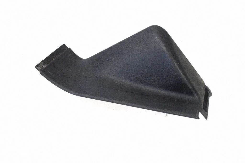 Rear sill trim cover EMN500030PVA