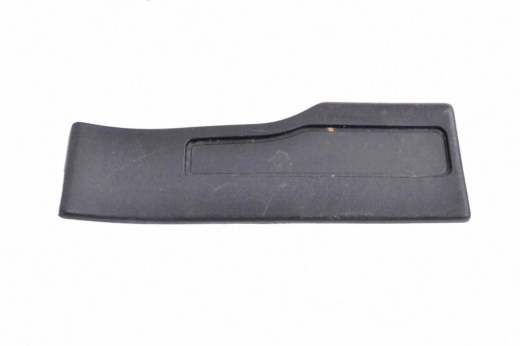 Rear sill trim cover BJ3213244AEW