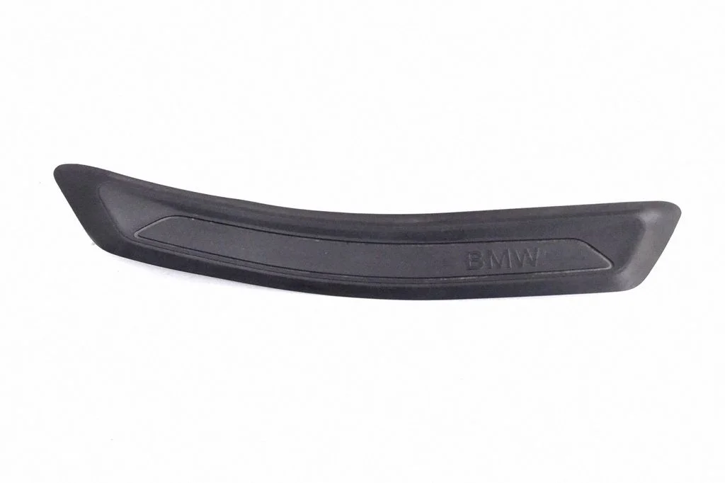 Aizmugurējā sliekšņa apdare (iekšējā) – BMW 1. sērija F20 F21 (2011-2019)
