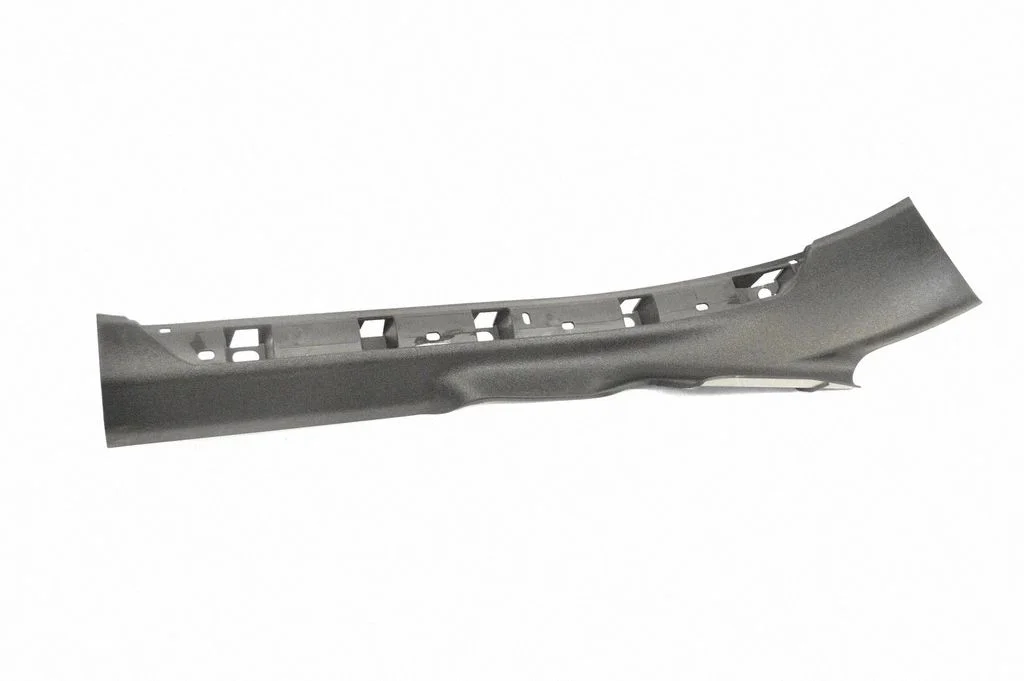 Rear sill trim cover 7343470