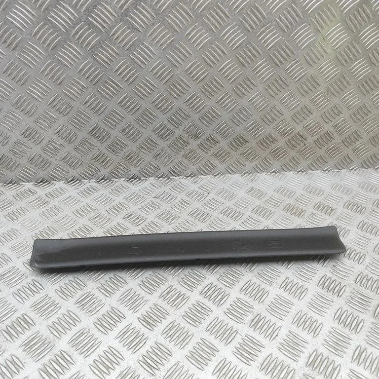 Esilävise kate (sisemine) 85873GI000