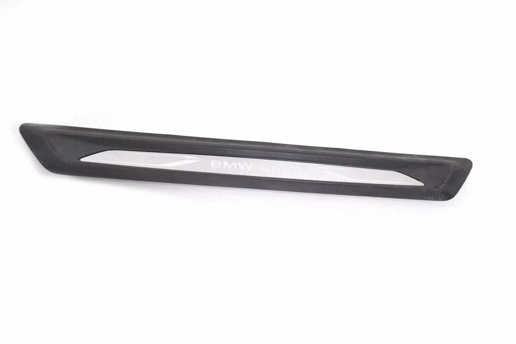 Priekšējā sliekšņa apdare (iekšējā) – BMW 1. sērija F20 F21 (2011-2019)