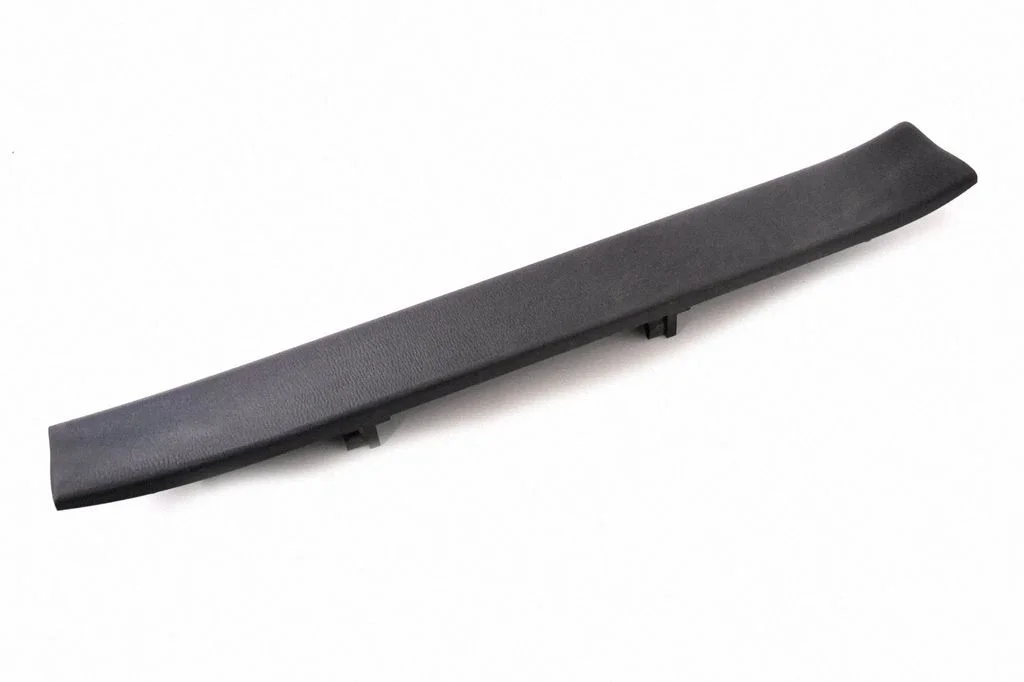 Priekšējā sliekšņa apdare (iekšējā) KD4568710