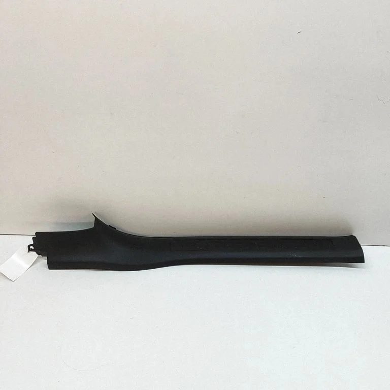 Front sill trim cover 149650000A