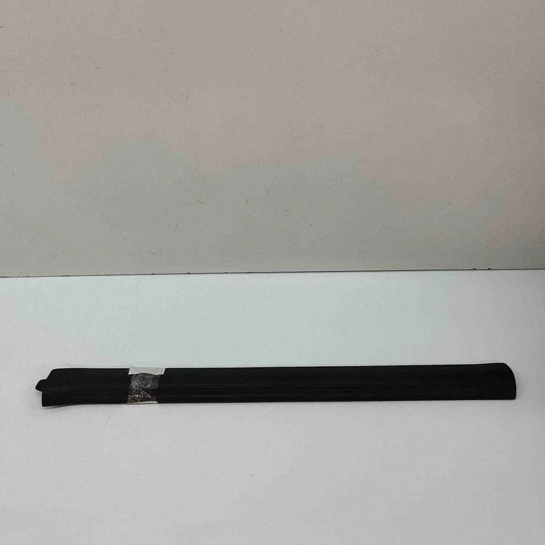 Front sill trim cover A1726800235