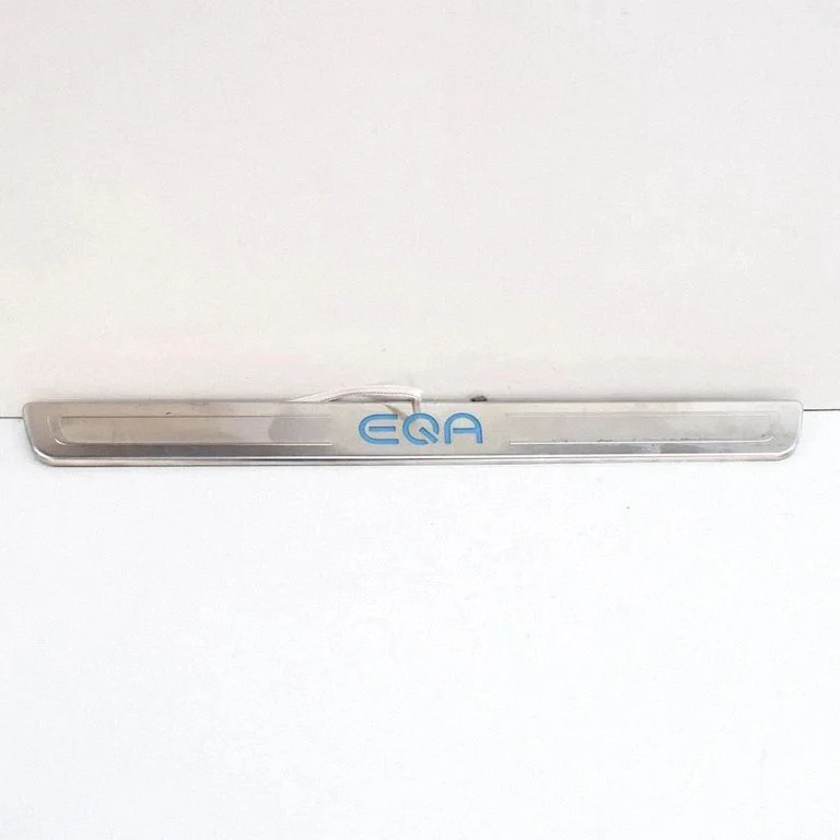 Priekšējā sliekšņa apdare (iekšējā) A2436806200
