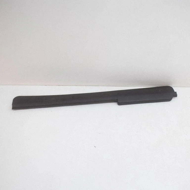 Front sill trim cover