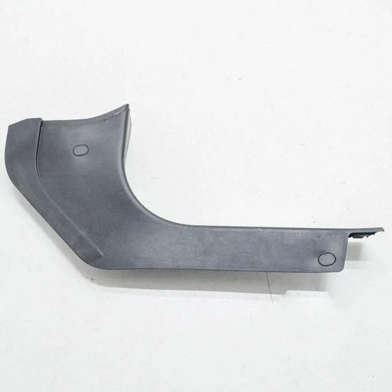 Front sill trim cover 6700113680