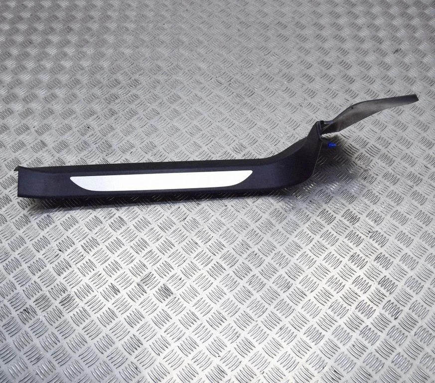 Listwa progowa przednia (wewnętrzna) – Tesla Model S (2012-)