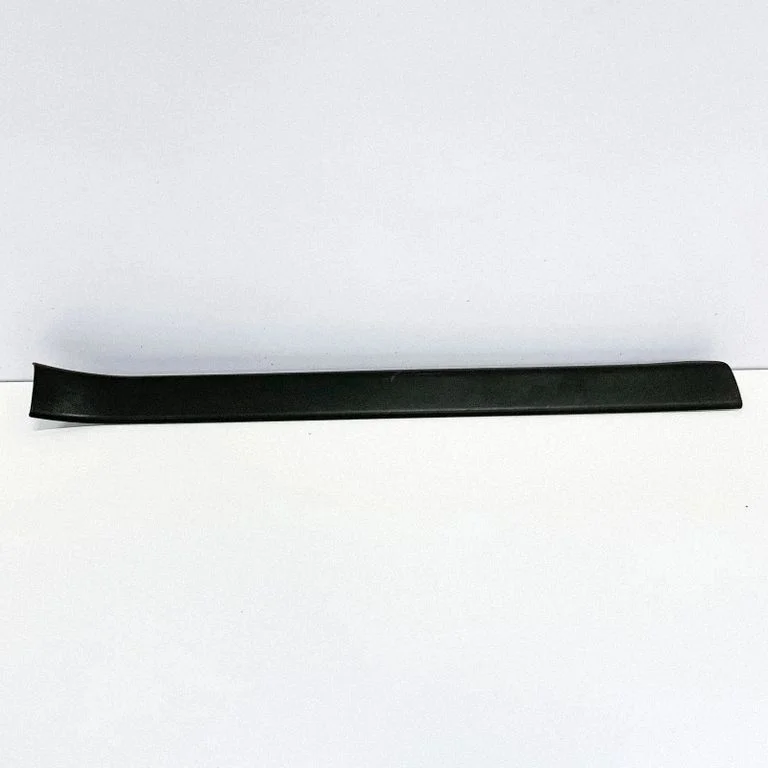 Front sill trim cover – Jaguar F-Type (2013-)