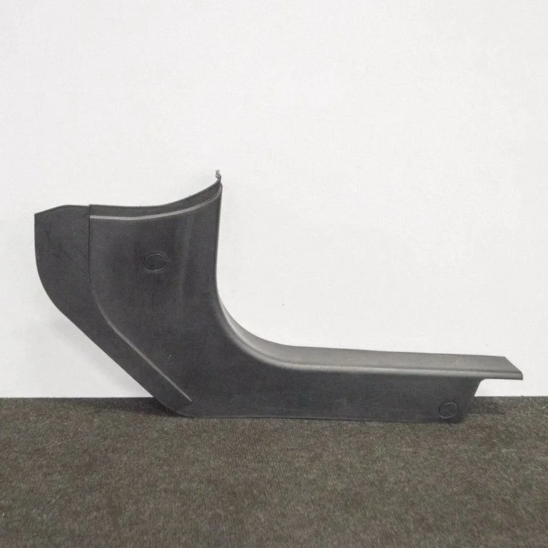 Front sill trim cover 6700113680