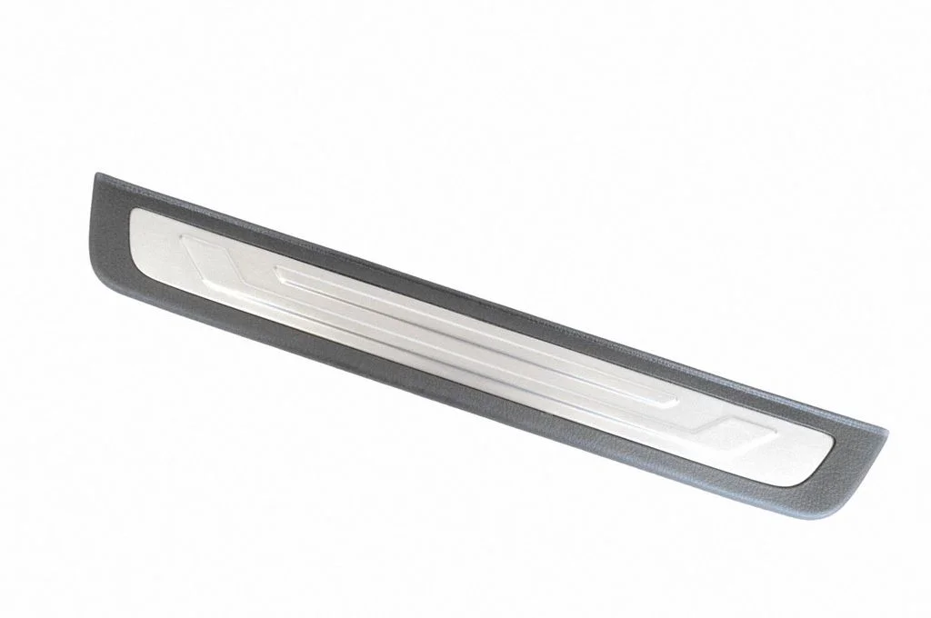 Front sill trim cover 858852P100