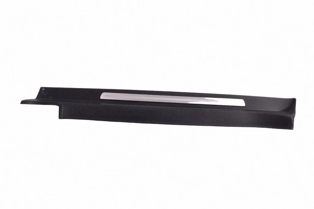 Priekšējā sliekšņa apdare (iekšējā) 8J0853492G