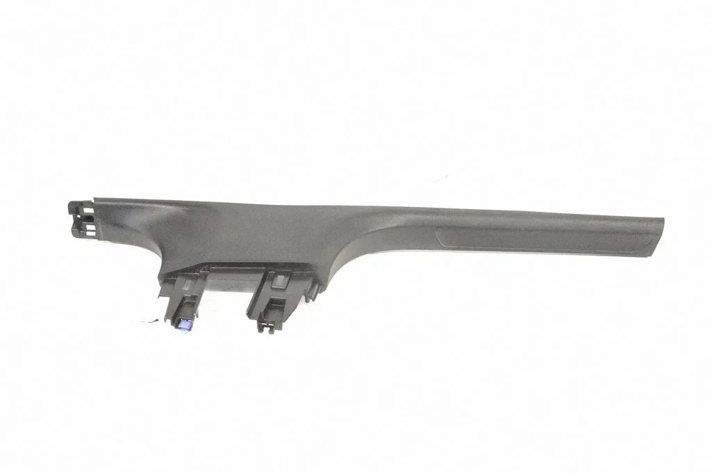 Priekšējā sliekšņa apdare (iekšējā) YP00011377