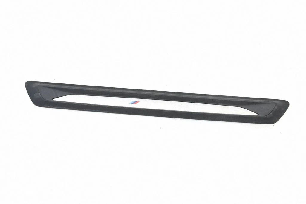 Priekšējā sliekšņa apdare (iekšējā) 8055520