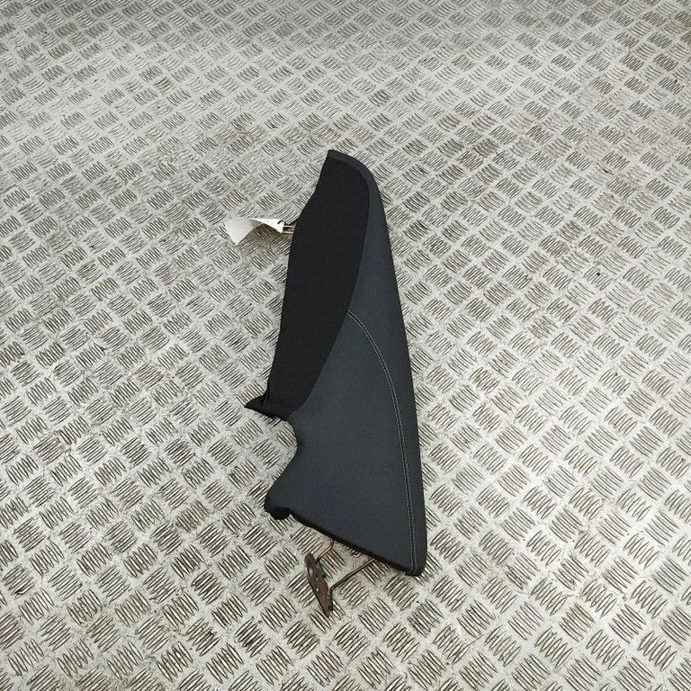 Rear seat side bottom trim A2139200504