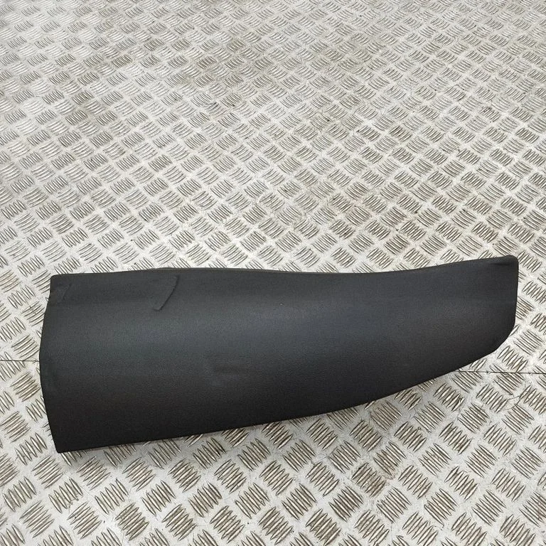 Rear seat side bottom trim 8491229