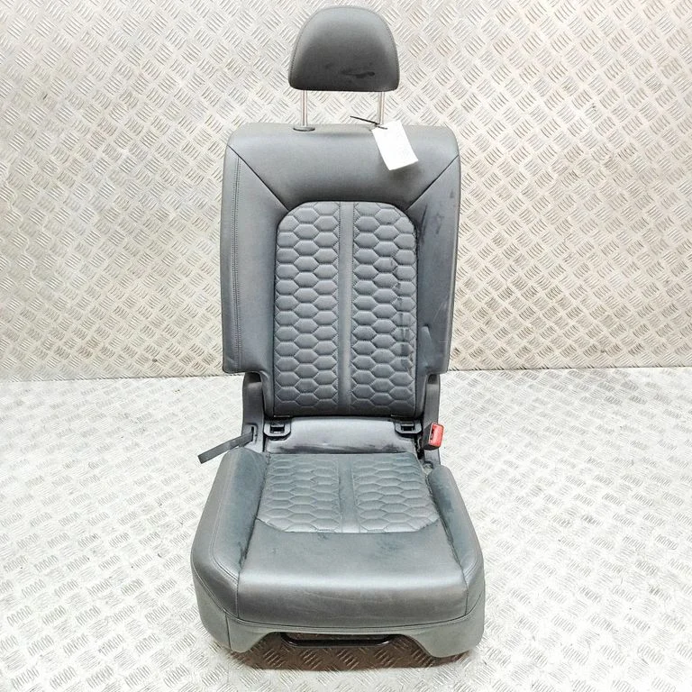 Rear seat – Audi RS Q8 (2019-)