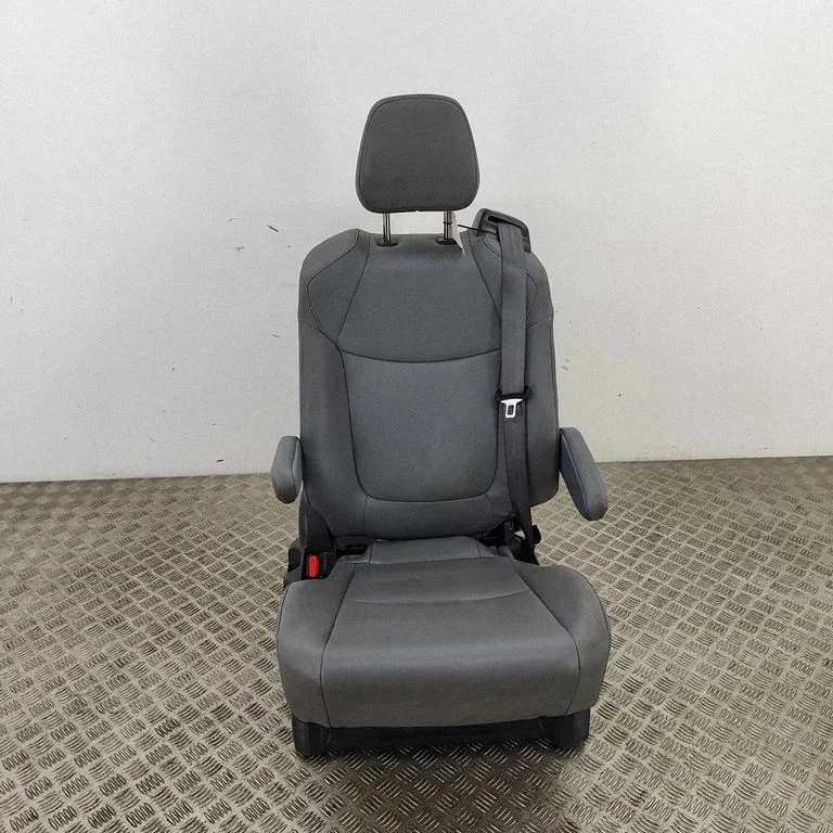 Aizmugurējais sēdeklis 7910208040