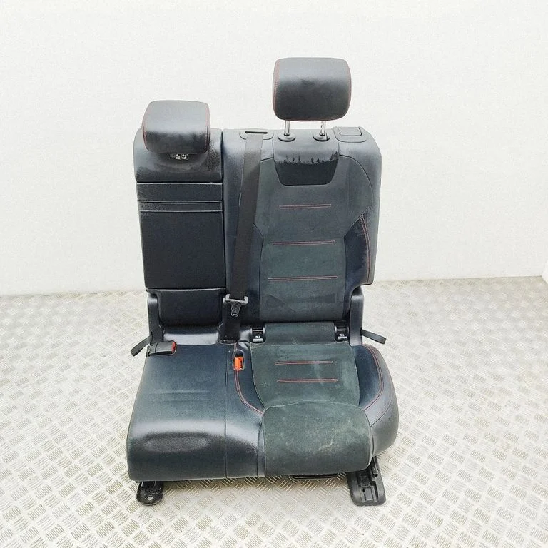 Aizmugurējais sēdeklis A2479203105