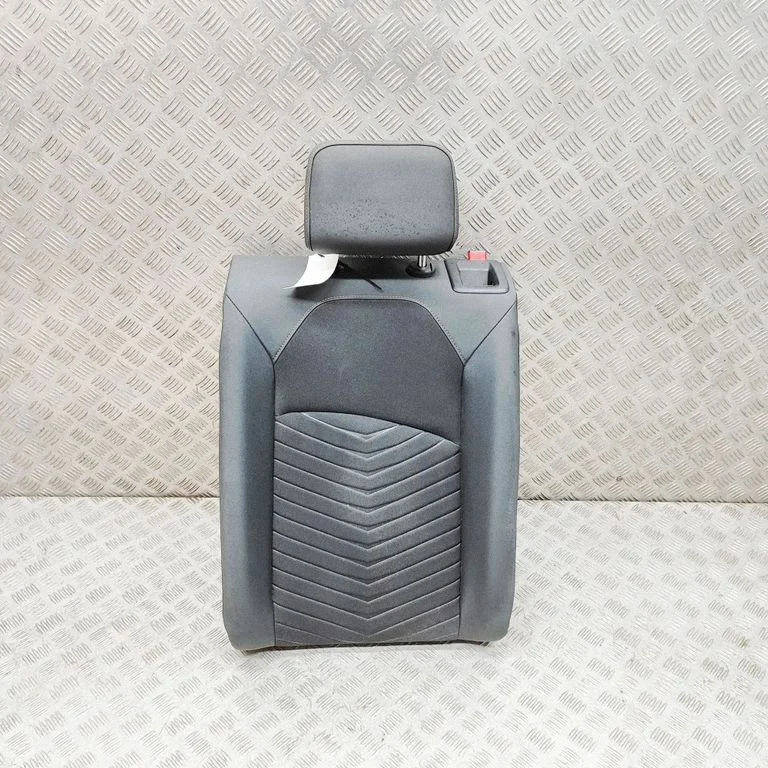 Aizmugurējais sēdeklis 5G0885501G