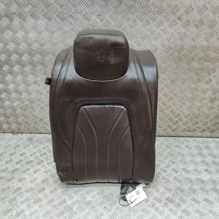 Rear seat 670043791