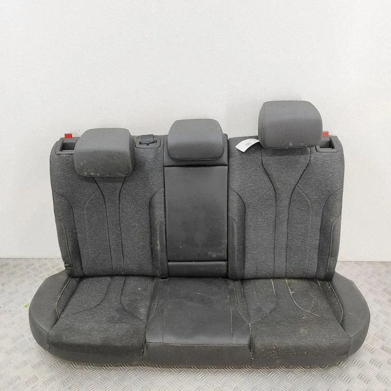 Rear seat 5LA885405BN