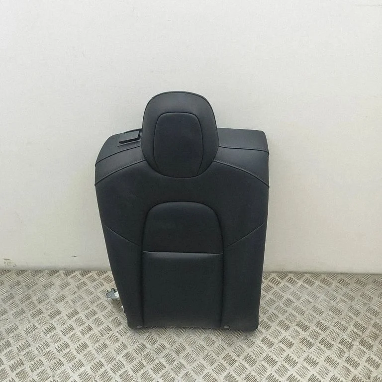 Aizmugurējais sēdeklis 1455036C3D