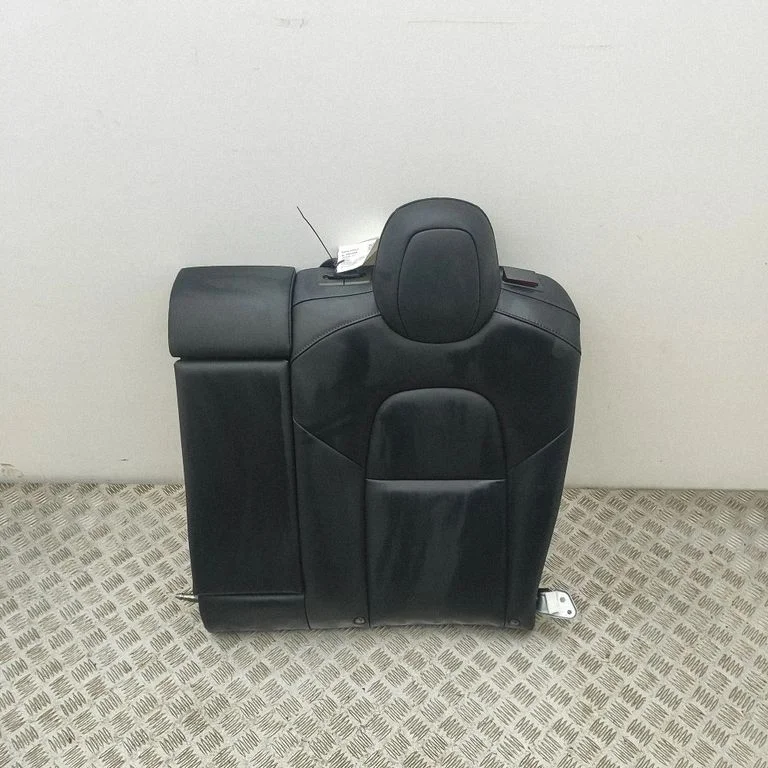 Aizmugurējais sēdeklis 1455035C3D