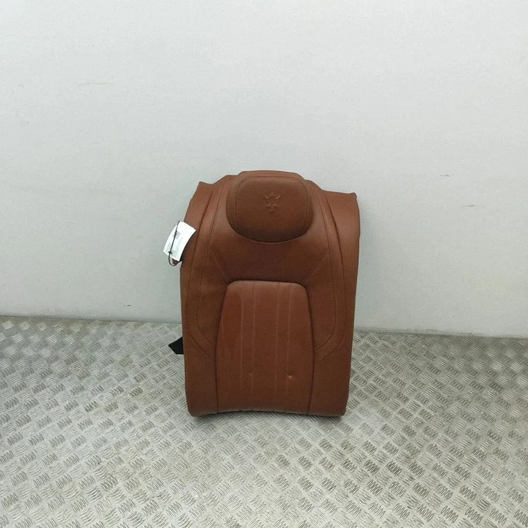 Aizmugurējais sēdeklis 670020739