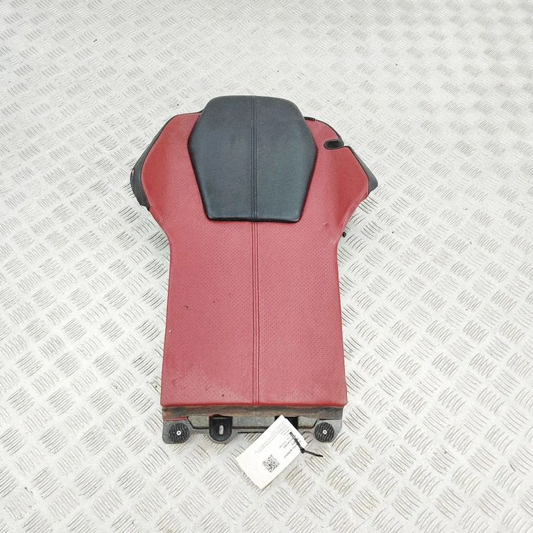 Aizmugurējais sēdeklis 7G43L61068AA