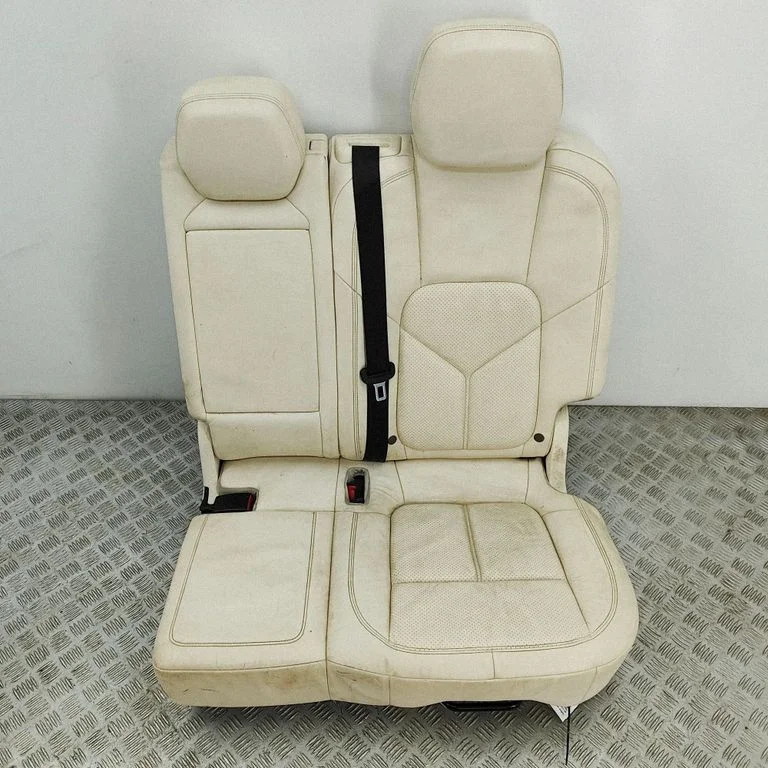Rear seat 7P0886101N
