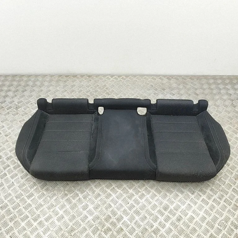 Rear seat 5G0885375L