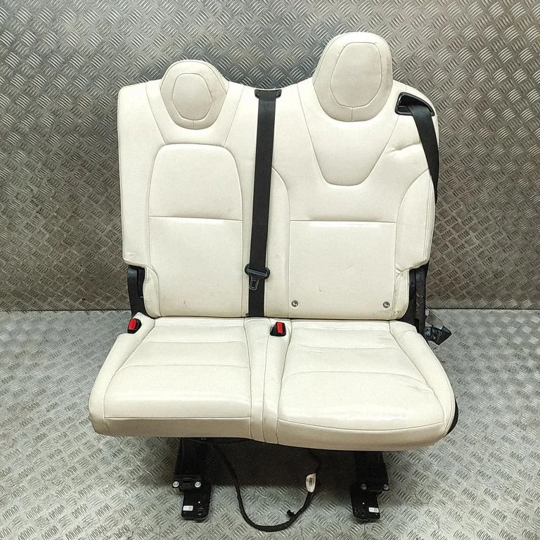 Tagaiste 111025100C