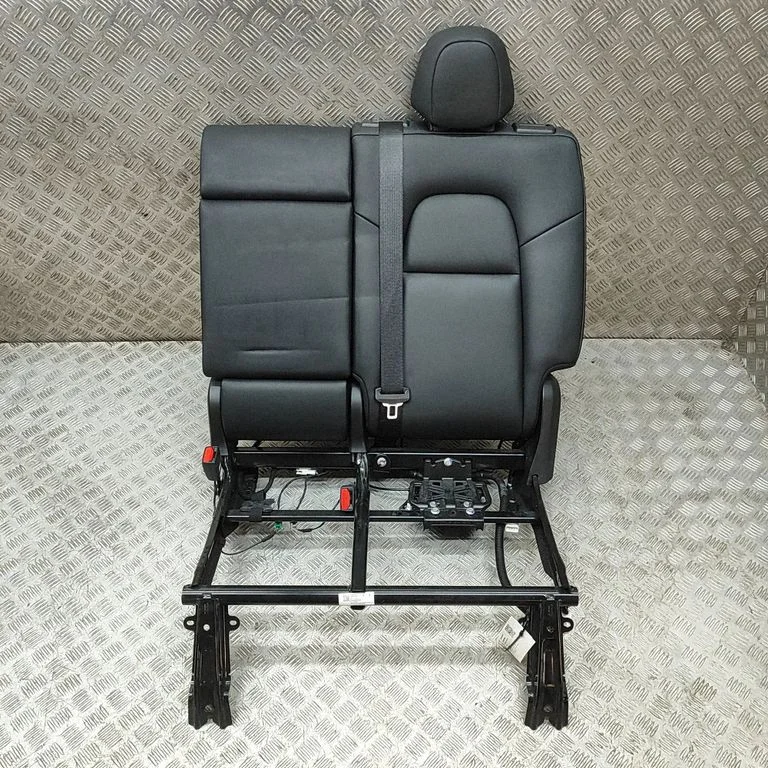 Tagaiste 149483099C