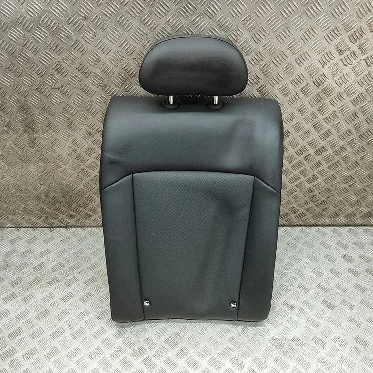 Aizmugurējais sēdeklis 89300KL560UDR