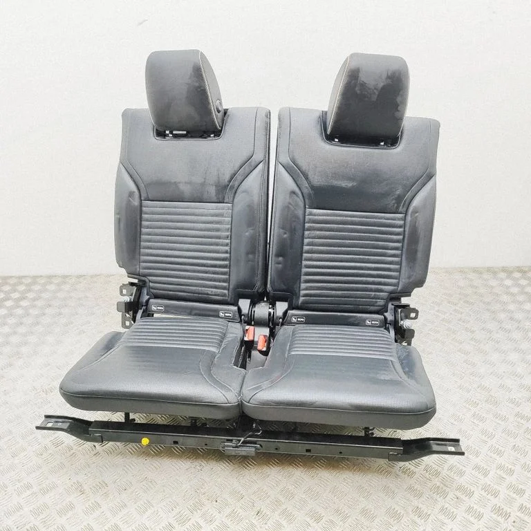 Rear seat HY32613A10BG